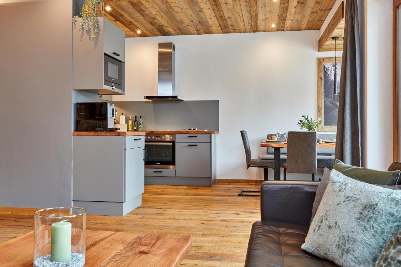 Alpis Ferienwohnung ガルミッシュ・パルテンキルヒェン エクステリア 写真