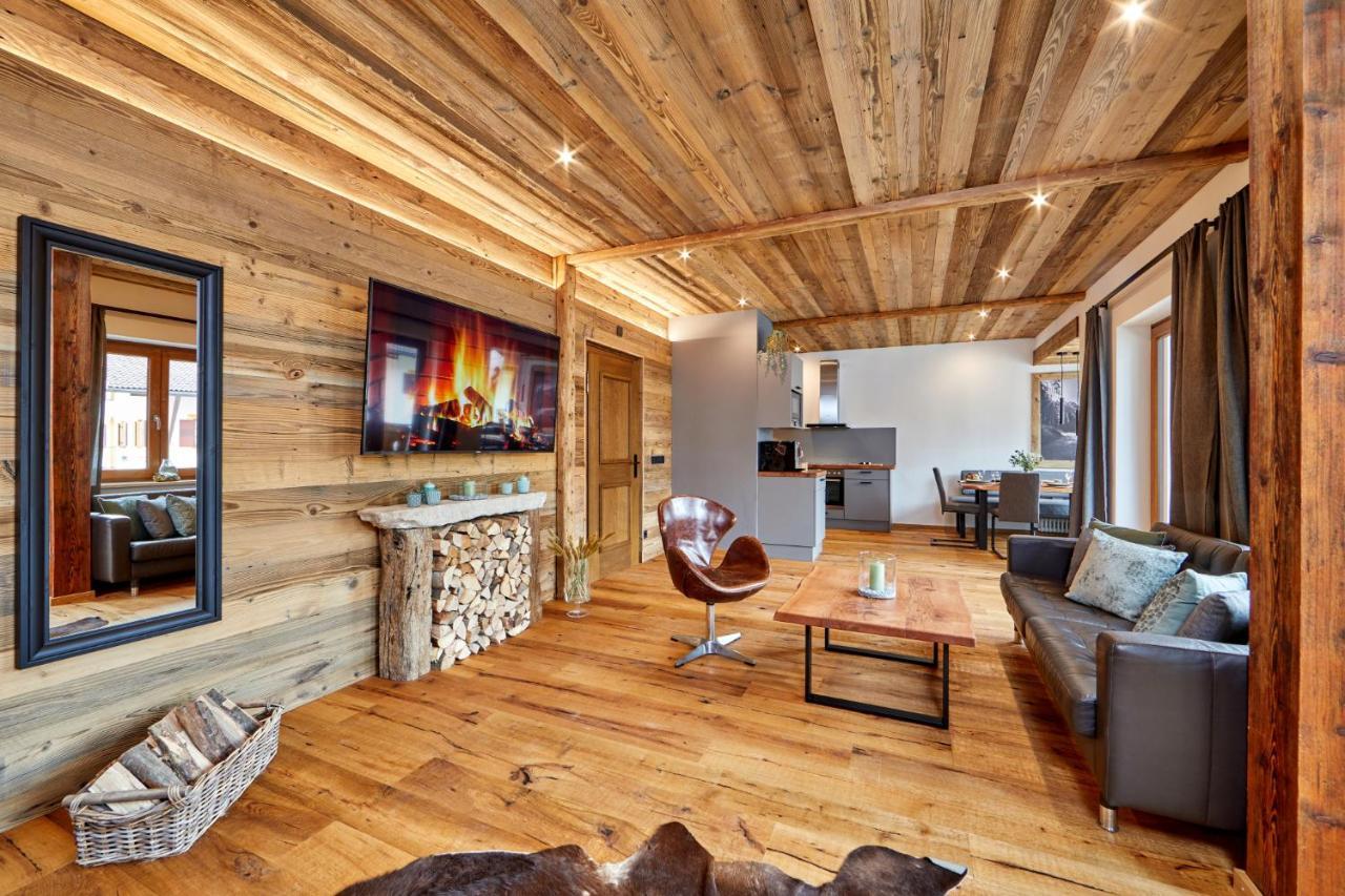 Alpis Ferienwohnung ガルミッシュ・パルテンキルヒェン エクステリア 写真